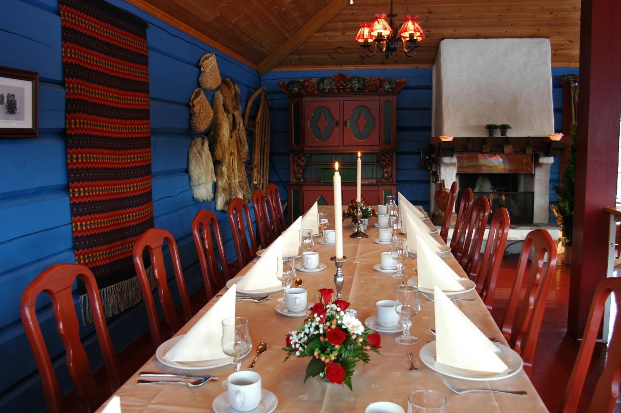 依文特利吉斯咖雷特酒店 Årøy 外观 照片